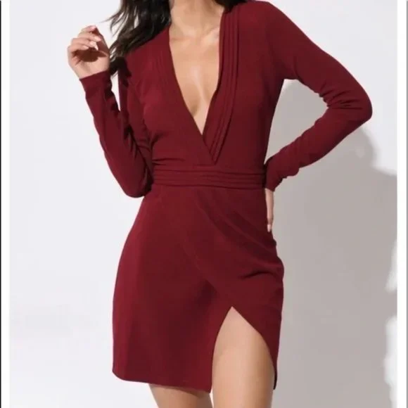 Tobi | Dresses | Tobi Womens Wine Color Ava Long Sleeve Deep V Bodycon Dress  Size Small